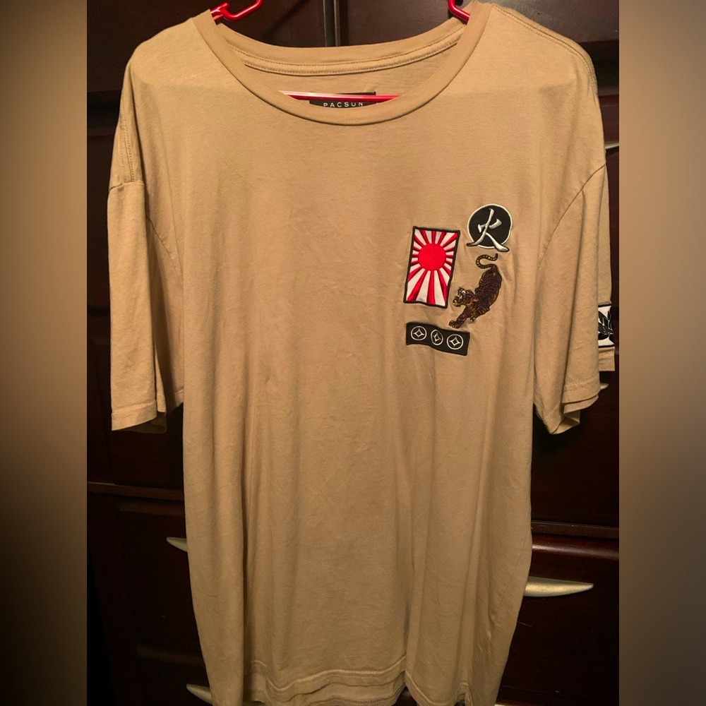 VERY NICE OUTTING PACSUN CUSTOM TSHIRT